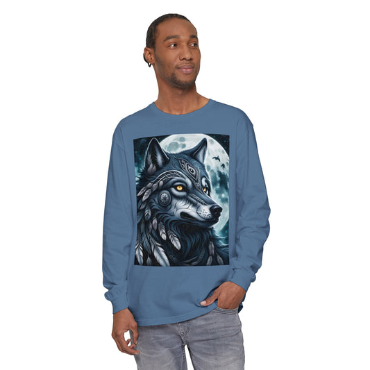 Long-Sleeved Tee Spirit Wolf Shirt, Indian Wolf Design Tribal Headdress Tee, Black and White Apparel, Casual Long Sleeve Wolf Top, Artistic Wolf Design.